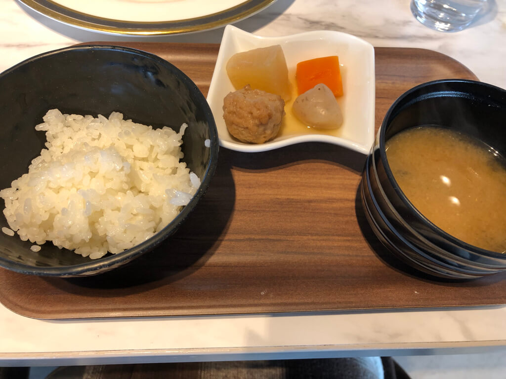 琵琶湖マリオット子連れ宿泊記☆久々の宿泊はちょっと様変わり!?滋賀の旅行支援しが周遊クーポンが激アツ♪ 85 琵琶湖マリオット 宿泊記 ブログ 子連れ 体育館 朝食 プール ラウンジ マリオットボンヴォイアメックス 紹介 プラチナ特典 ゴールド特典 子供添い寝無料