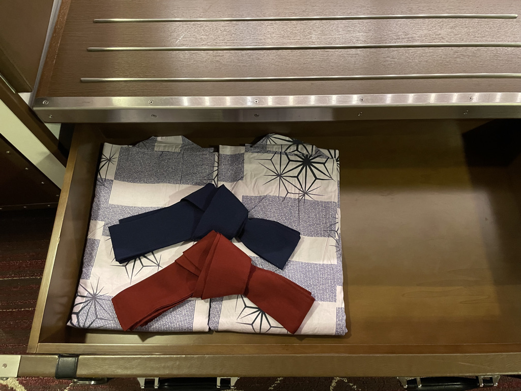 【シェラトングランデ東京ベイ】部屋・アメニティ・ディズニーオフィシャルホテルに無料宿泊するおすすめの方法 20 シェラトングランデ東京ベイ 部屋 何階 駐車場代 アメニティ ディズニーオフィシャルホテル おすすめ マリオットボンヴォイアメックス 紹介 アクセス